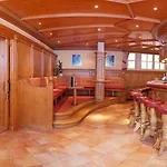 Berg-spa & Zamangspitze Hotel 4*