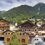 Berg-spa & Zamangspitze 4* Sankt Gallenkirch