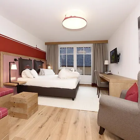 ホテル Berg-spa & Zamangspitze