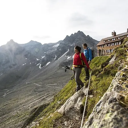 Berg-spa & Zamangspitze 4*