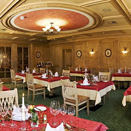 Berg-spa & Zamangspitze Hotel 4*