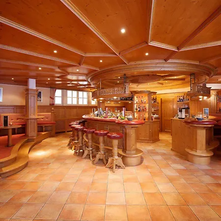 Hotel Berg-spa & Zamangspitze 4*