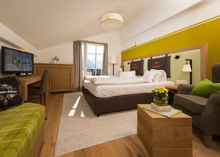 Hotell Berg-spa & Zamangspitze 4*