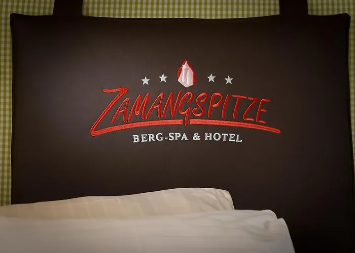 Hotell Berg-spa & Zamangspitze 4*
